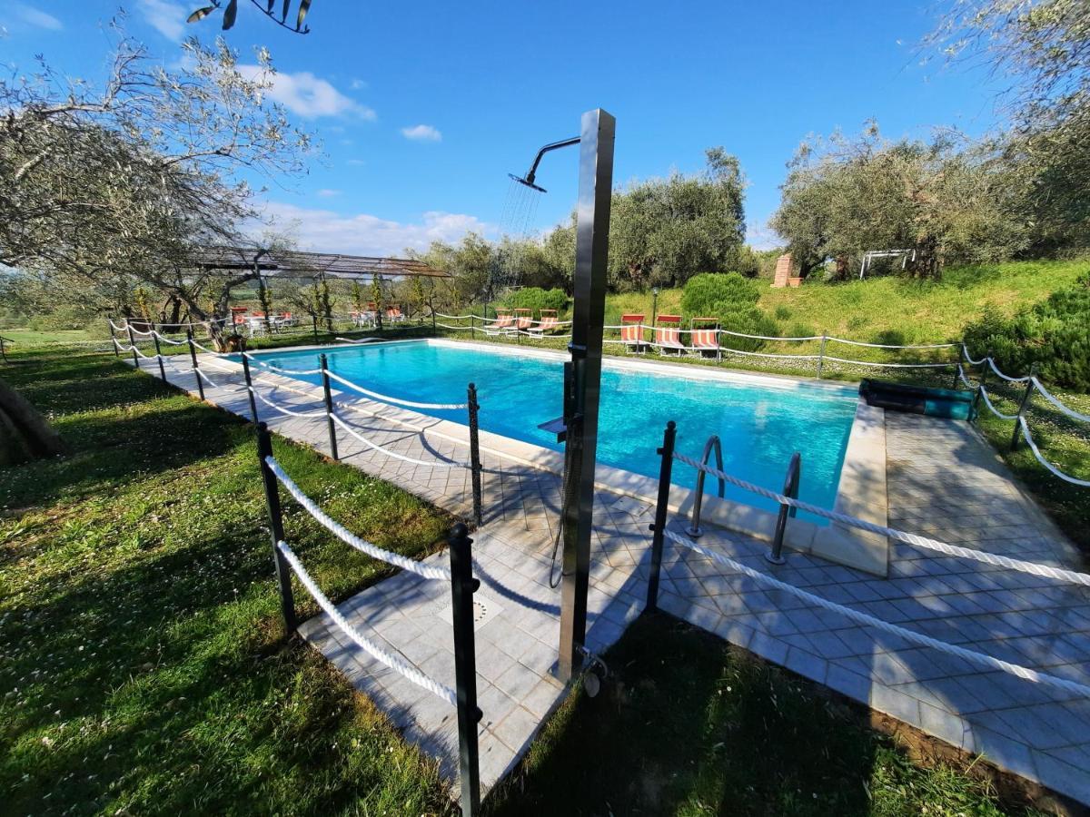 Leonaerdo Guests House Apartment Panicale Bagian luar foto