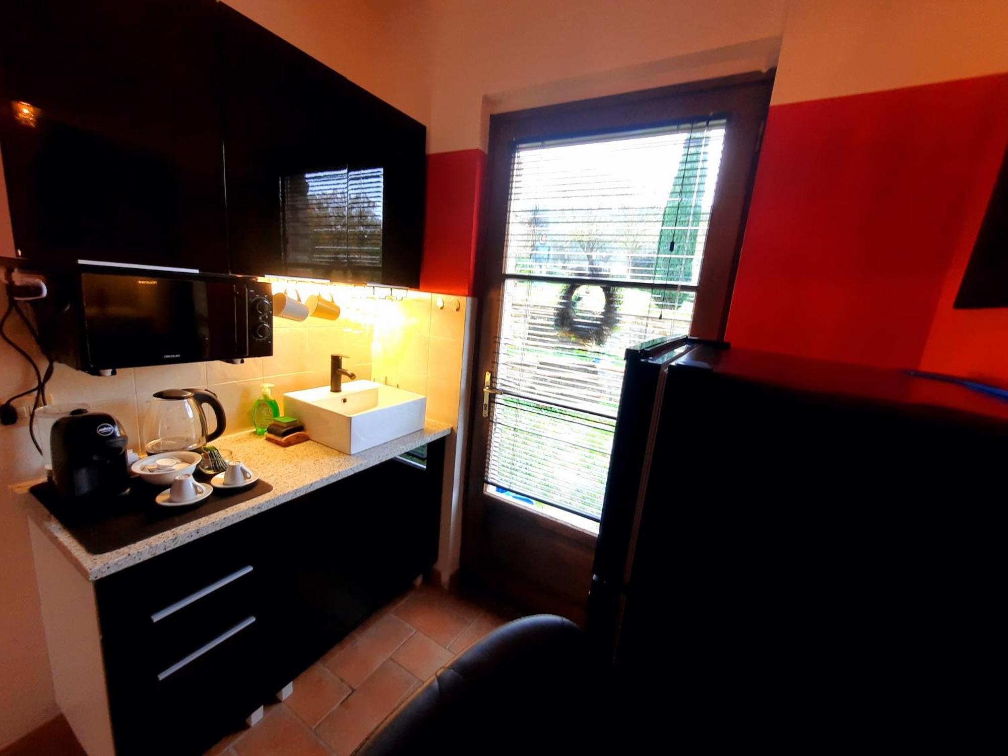 Leonaerdo Guests House Apartment Panicale Bagian luar foto